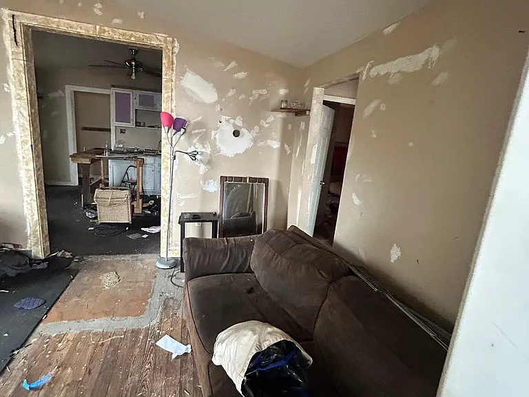 46 Eckhard Ave — Photo 21