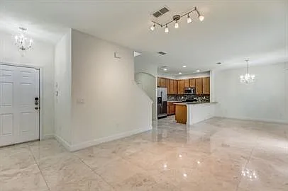 500 Las Fuentes Dr — Photo 6