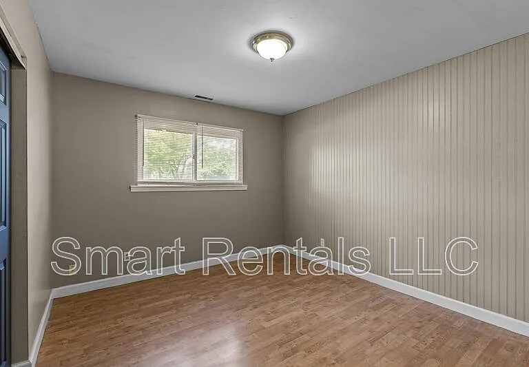 1395 Bluebird Dr — Photo 11
