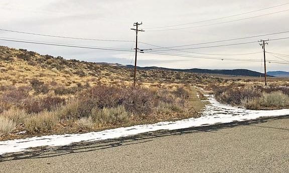 4th image of 475 E Mono Lake Dr