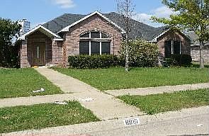 2nd image of 8910 Quail Ridge Dr