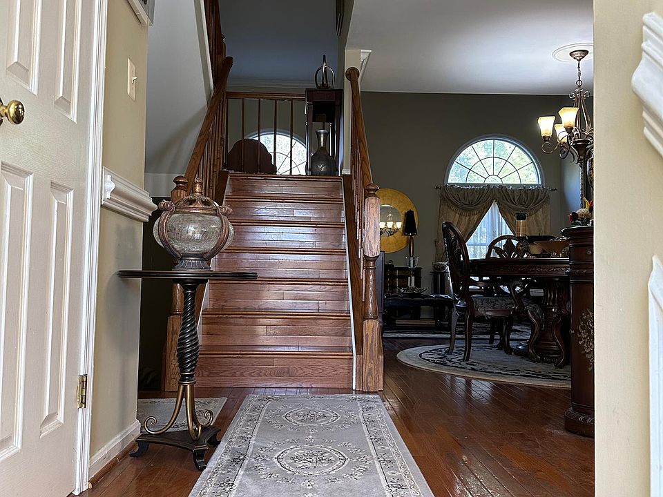 1st image of 7011 Bentley Mill Pl