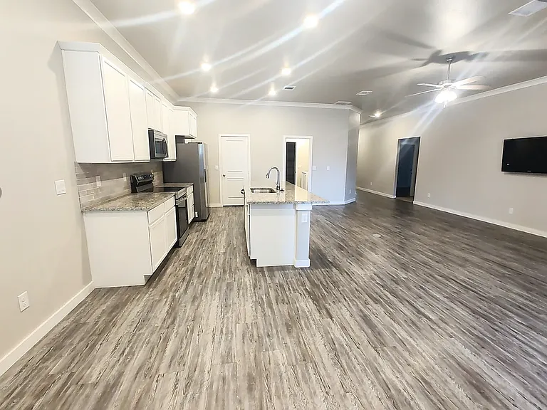 3213 Venita Ave — Photo 3