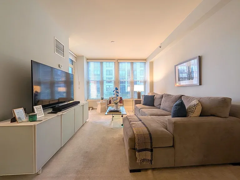 1125 Maxwell Ln #206 — Photo 10