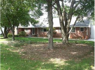 1915 Hickory Valley Rd, Chattanooga, TN 37421