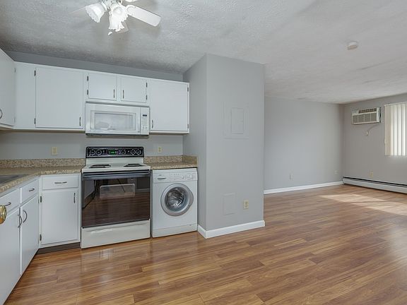 3rd image of 525 Calef Road #22