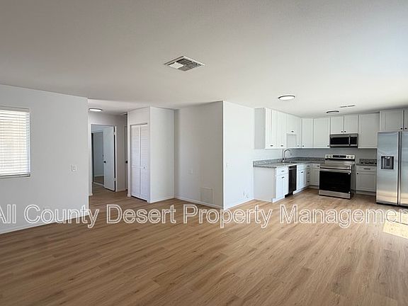 5th image of 78601 Avenue 42 #B