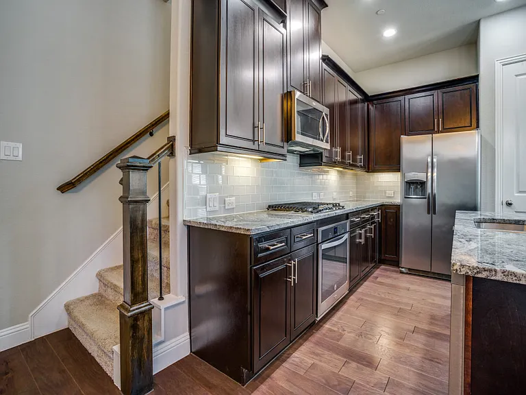 6120 Rilla St — Photo 7