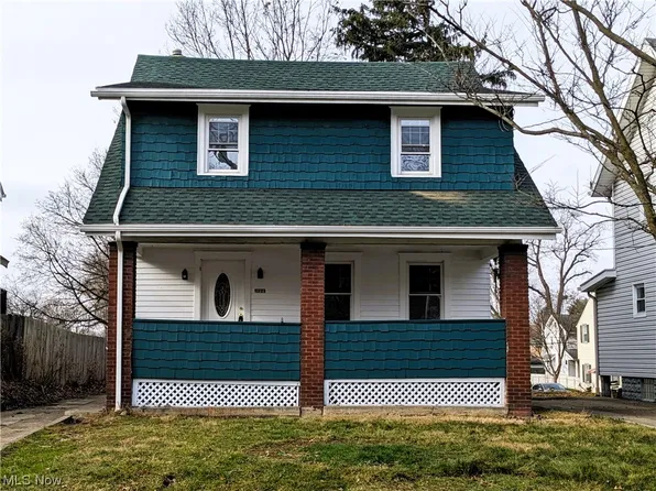 1190 Dayton St, Akron, OH 44310