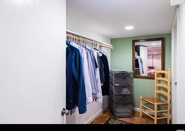 1st image of 1167 E Roosevelt Ave #1