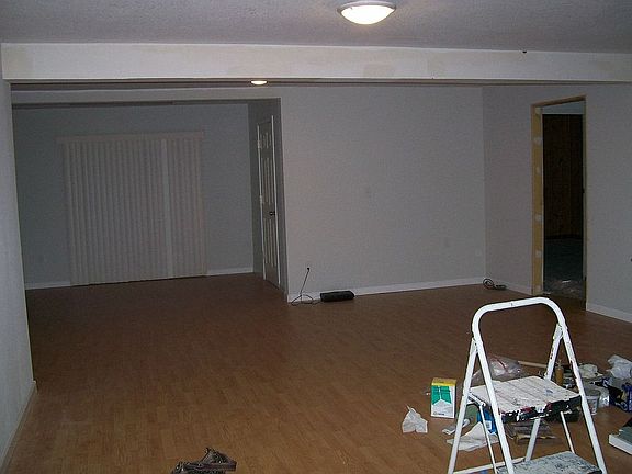 L/R And Dining Area 2007