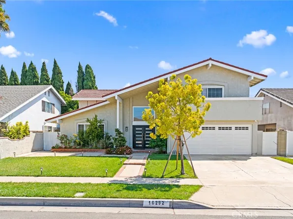 16292 Serenade Ln, Huntington Beach, CA 92647