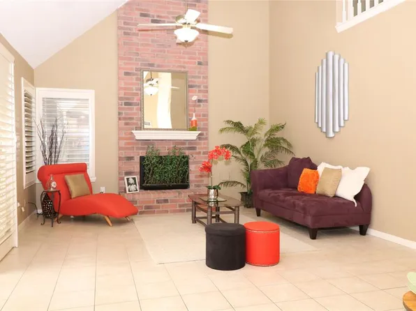 22323 Cove Hollow Dr, Katy, TX 77450