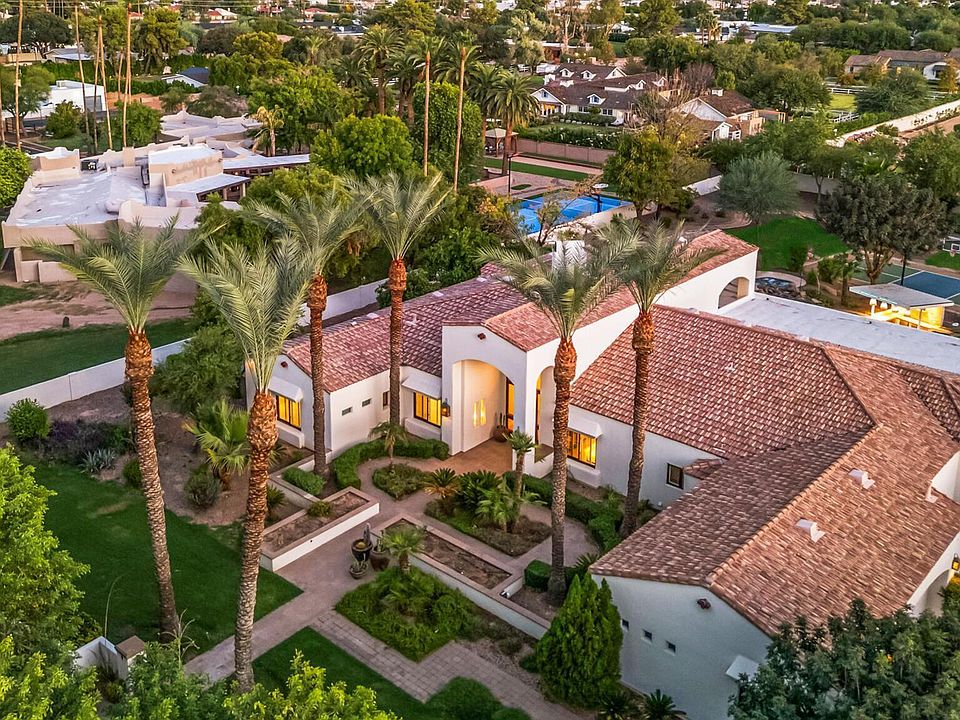 1st image of 7475 E JACKRABBIT Road