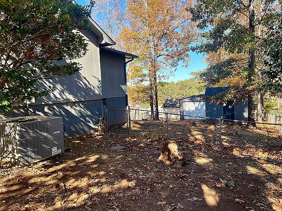 5th image of 649 Graywood Ave