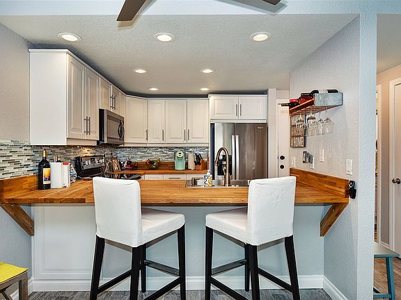 5th image of 8366 Via Sonoma Unit E