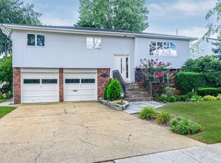 2516 Randy Ln, Bellmore, NY 11710