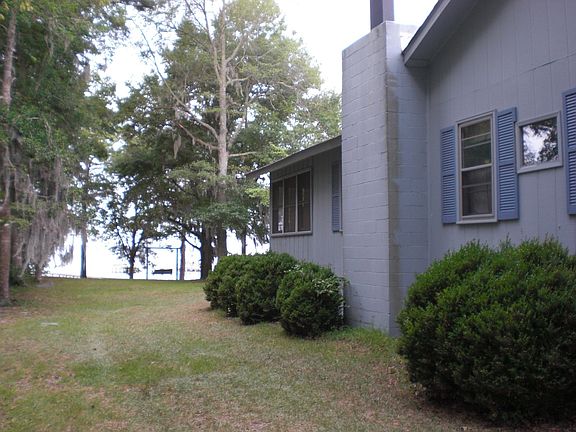 Side view of house to lake