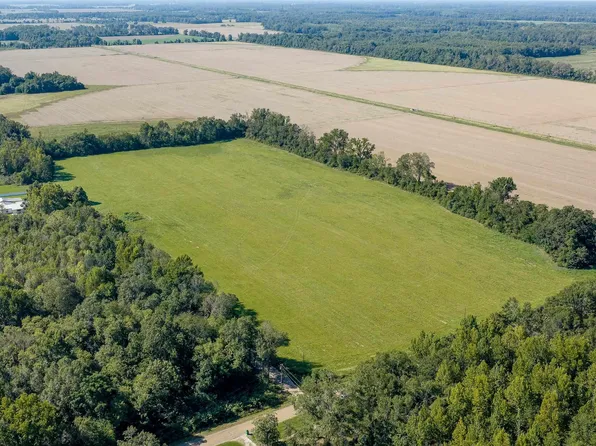 1899 Highway 132, Delhi, LA 71232