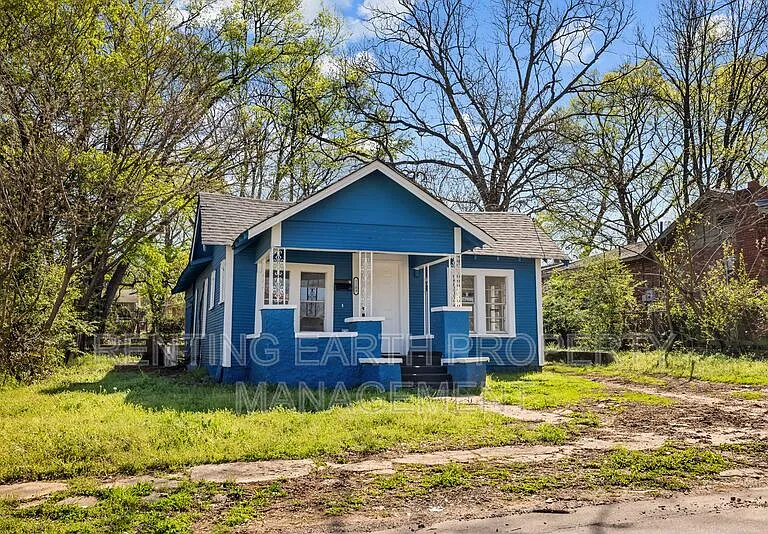 1209 19th Pl SW — Photo 4