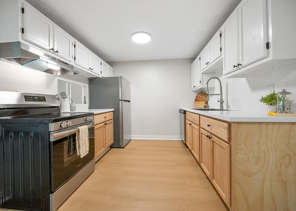 1st image of 184 Remington Ave #4e034c7db