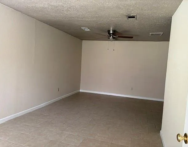 16030 Blackhawk Blvd — Photo 11