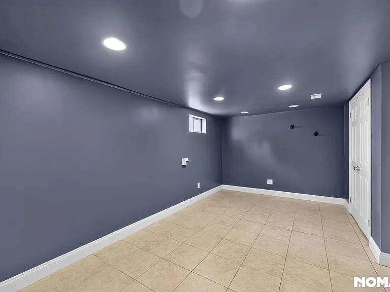 8507 Potomac Ave — Photo 29