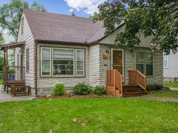 1483 Margaret St, Saint Paul, MN 55106