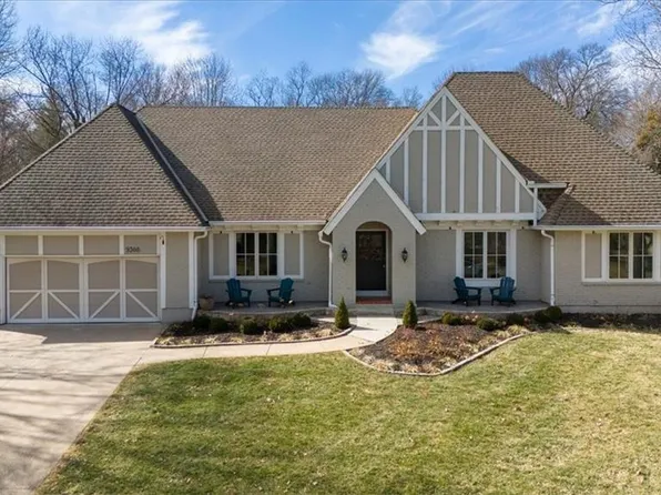 9308 Lee Ct, Leawood, KS 66206