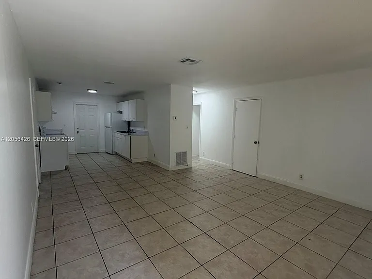 1132 NE 5th Ave #2 — Photo 3