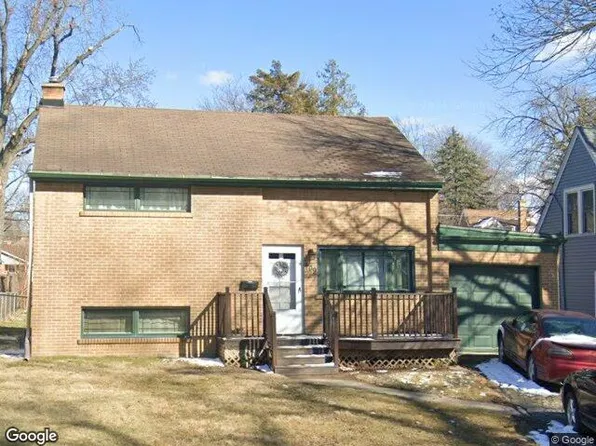 409 S Edgewood Ave, Lombard, IL 60148