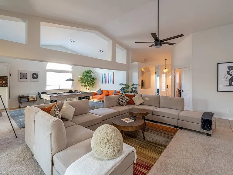 Buckskin Cir — Photo 26