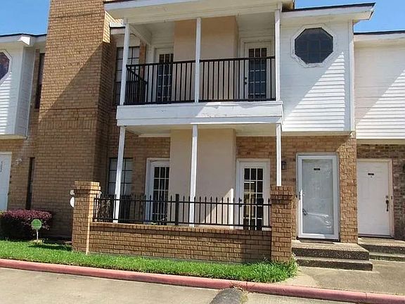 2nd image of 1620 Wellington Pl APT 503