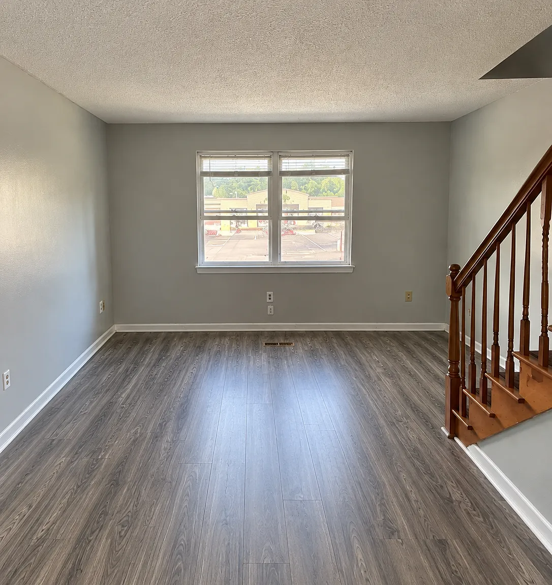 2 bed, 1.5 bath, $1,645 — Photo 2