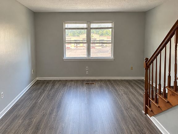 2nd image of 301 Tremont St #6