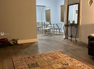 3071 SW 16th St, Miami, FL 33145