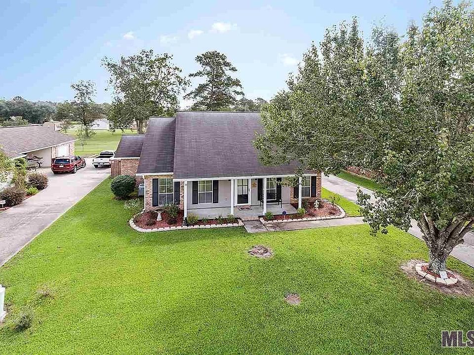 1st image of 14496 Lake Crossing Dr