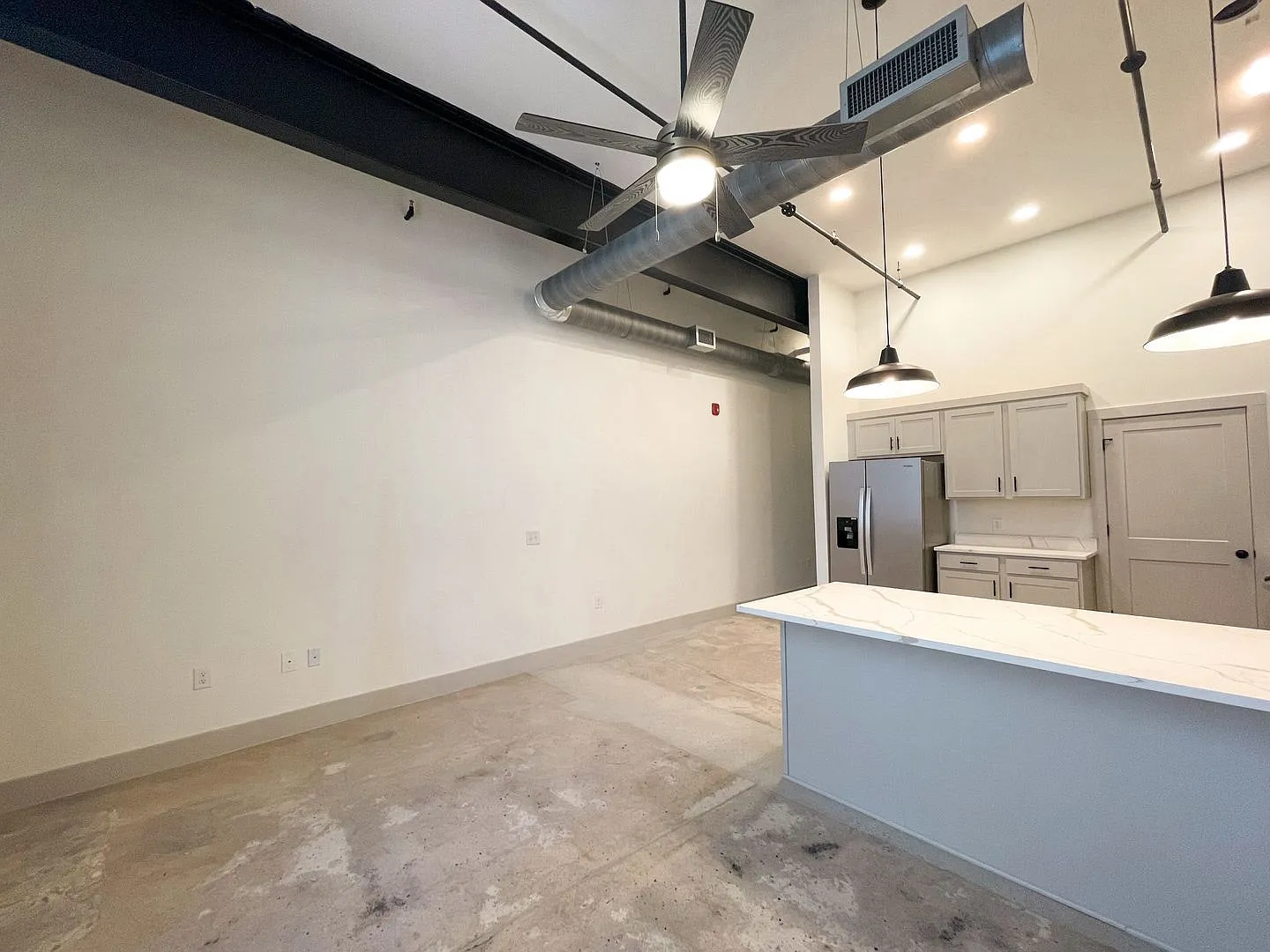 1 bed, 1.0 bath, 667 sqft, $1,325 — Photo 4