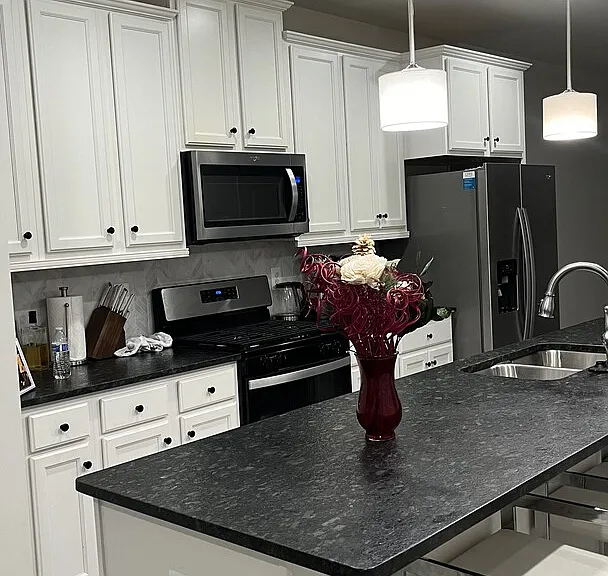 Lanham Hill Cir — Photo 2