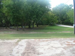 1011 McAda Dr, Midlothian, TX 76065