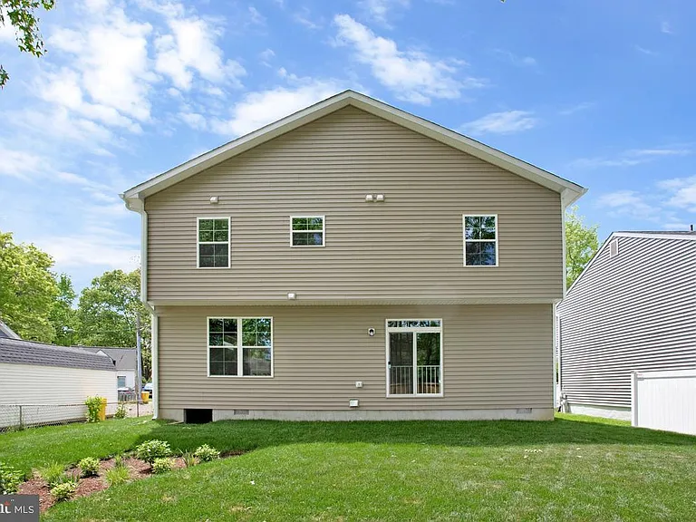 1316 Juniper St — Photo 34