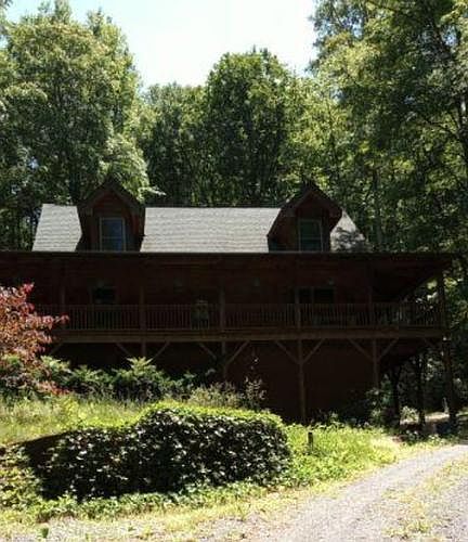 1st image of 416 Cherry Hill Dr