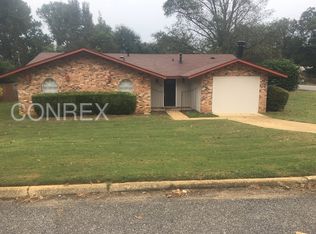 600 Glade Park Dr, Montgomery, AL 36109