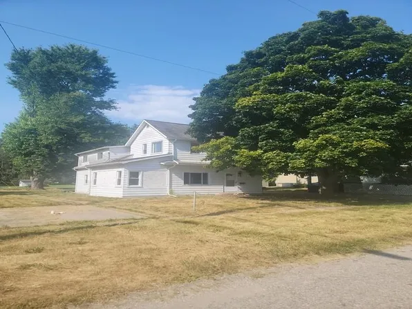 111 Saginaw St, Vassar, MI 48768