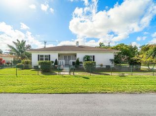 611 SW 8th St, Hallandale, FL 33009