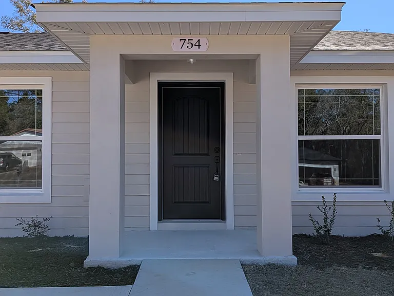 754 W Deacon Pl — Photo 13
