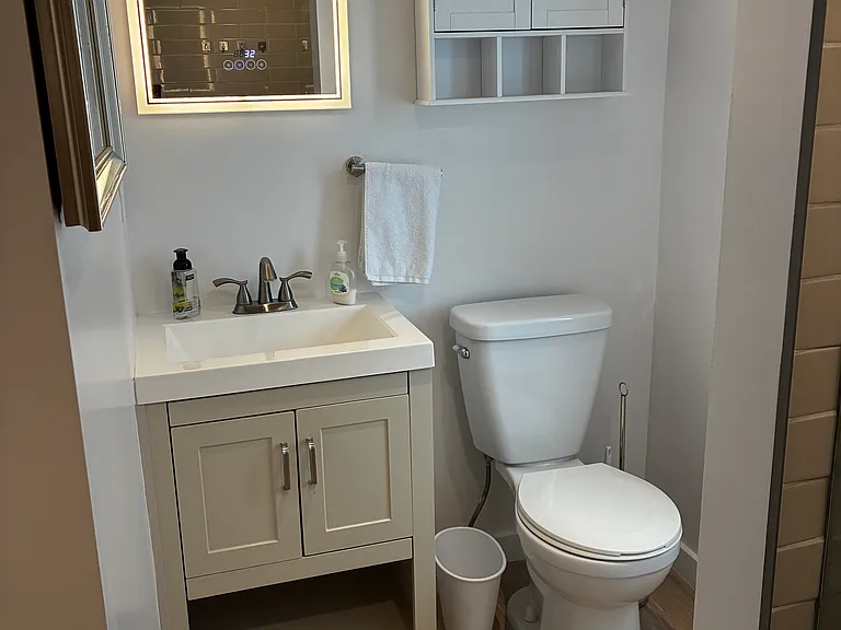 122 15th Ave N #3 — Photo 7