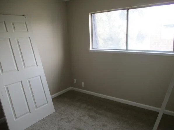5742 Hillsdale Blvd, Sacramento, CA 95842