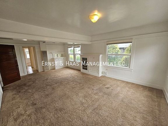 5th image of 319 1/2 Temple Ave
