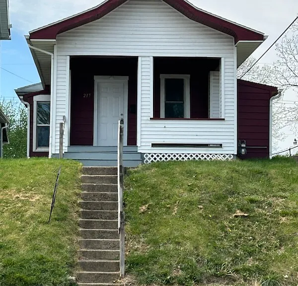 217 S Shaffer St — Photo 1